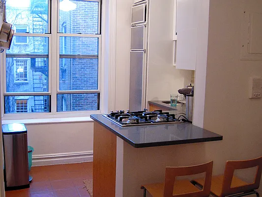 Rented by Sotheby's International Realty | media 17