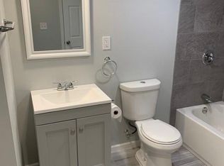 152 8th St #4, Reedsburg, WI 53959