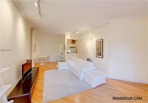 Rented by (Legacy) Elegran | media 17