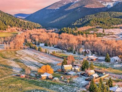 12977 Cottonwood Rd, Bozeman, MT, 59718