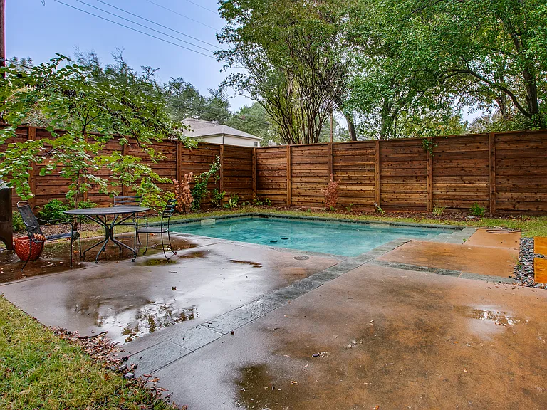 5815 Walnut Hill Ln — Photo 51