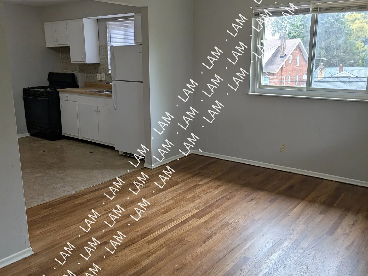 5602 Dewey Ave — Photo 2