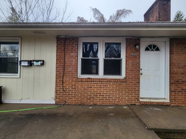 1303 John Exum Pkwy UNIT 1