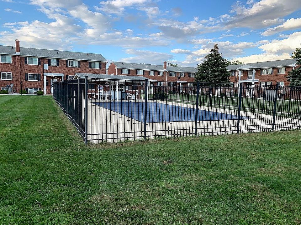 2nd image of 8180 Crestview Dr APT 3