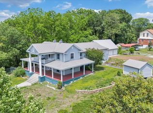 225 N Maple St, Vinton, VA 24179