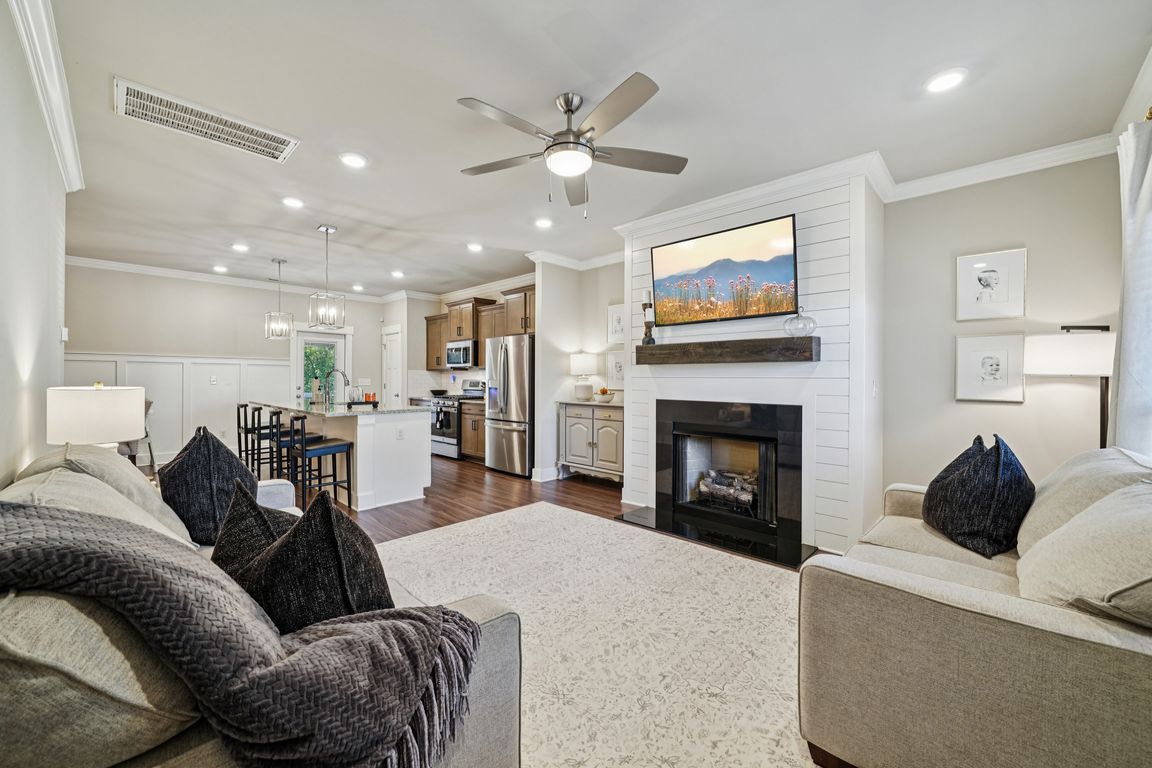 next background image