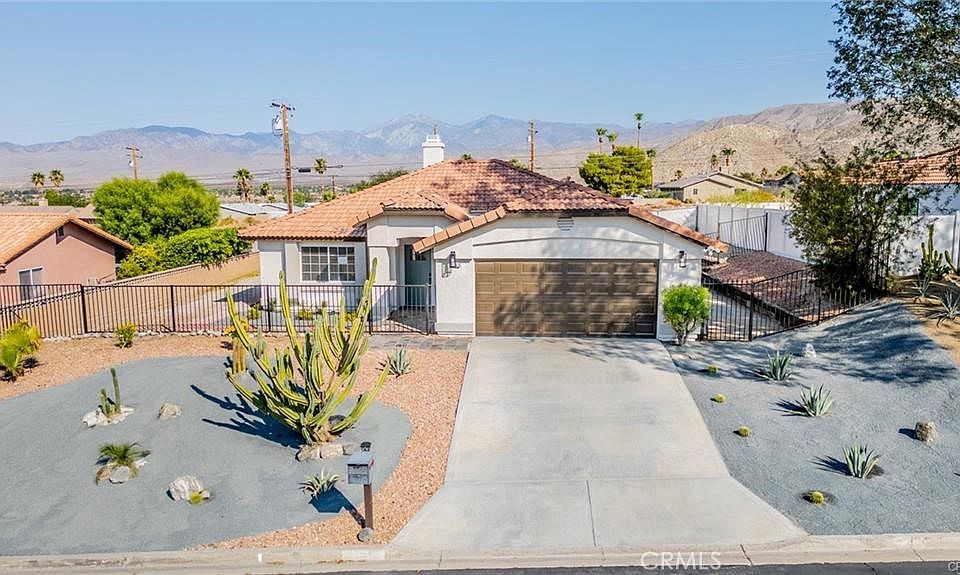 1st image of 9765 Vista Del Valle