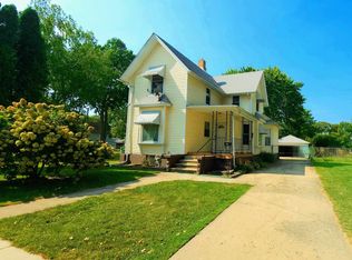 305 W Jackson St, Belvidere, IL 61008