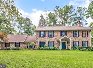 767 Valley Dr, Dallastown, PA 17313
