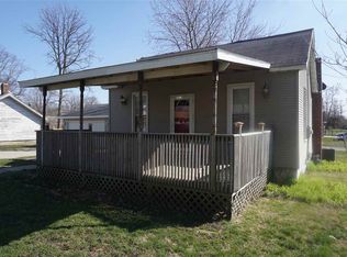 1017 4th St, Lincoln, IL 62656