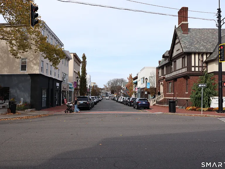 19 Hale St #1 — Photo 18