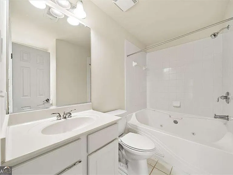 205 16th St NW #9 — Photo 16