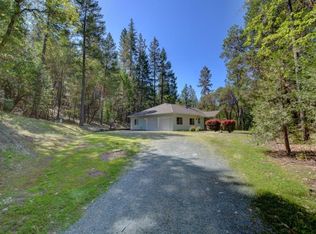 201 Eagle Ridge Dr, Grants Pass, OR 97526