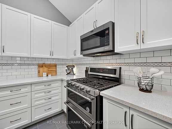 5th image of 63 Summerhill Dr