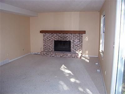 1st image of 16467 Georgetown Ct