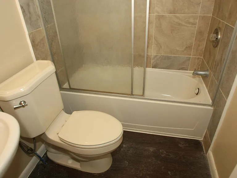 346 Longwood St #346 — Photo 9