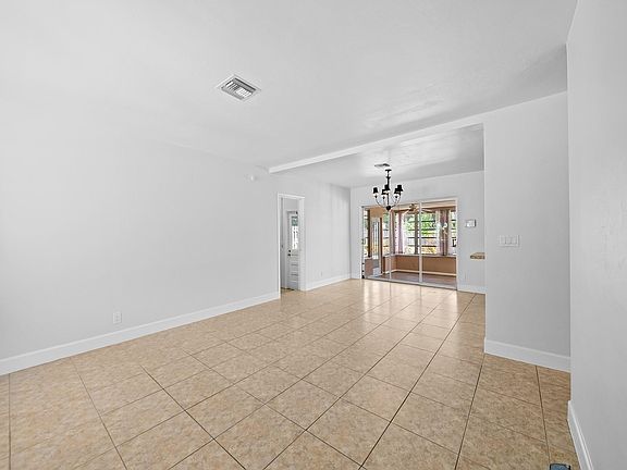 4th image of 2341 SW 15th Street