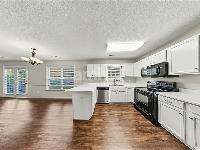 5535 Bridgegate Dr — Photo 4