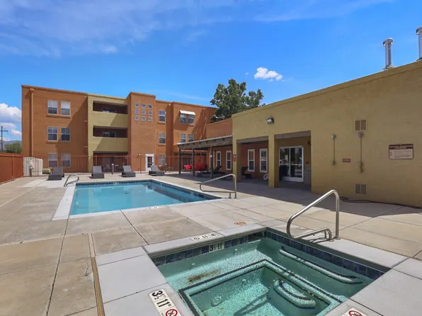 El Paseo Apartments