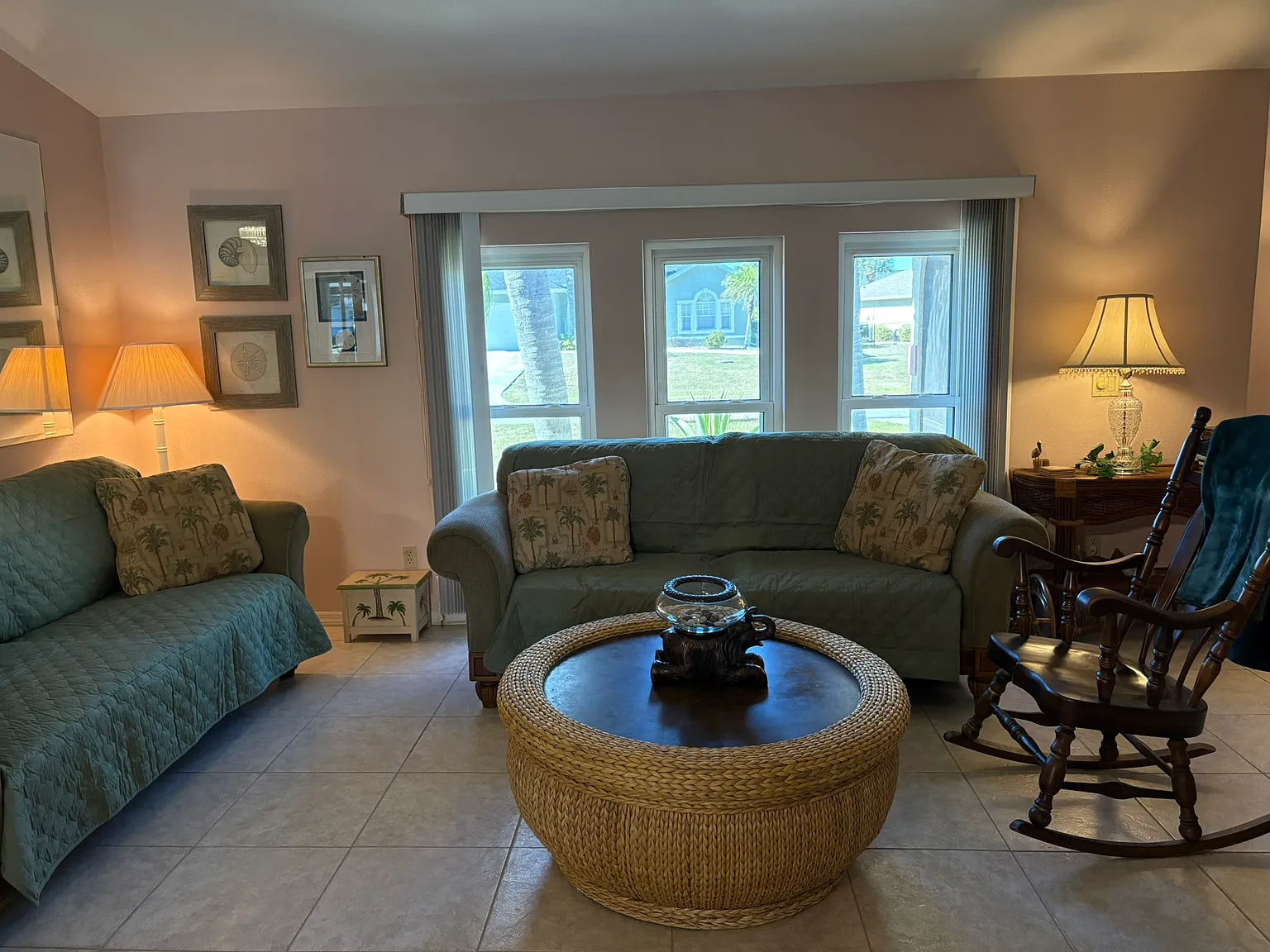 3 bed, 1600 sqft, $5,200 — Photo 3
