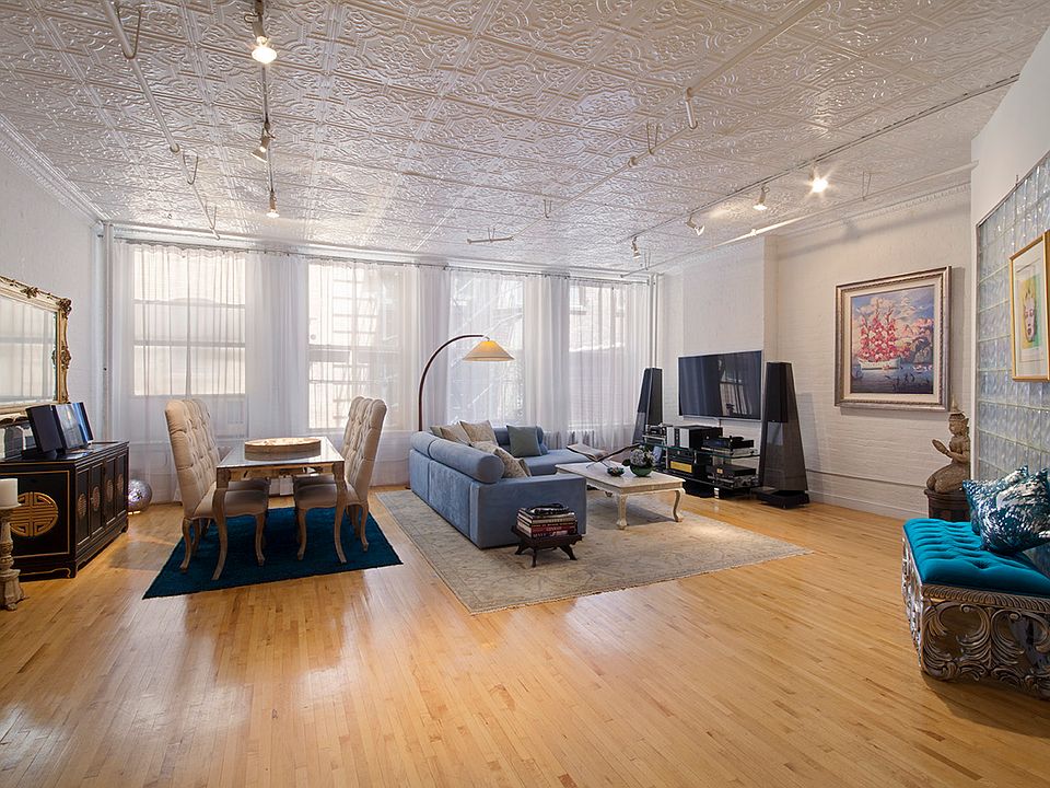 1st image of 49 Ann St Rm 4R