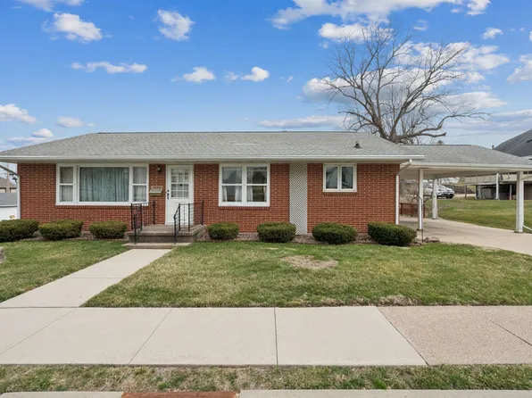 1674 Avoca St, Dubuque, IA 52001