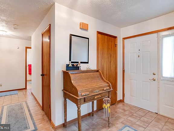 5th image of 714 Northwood Estates Dr