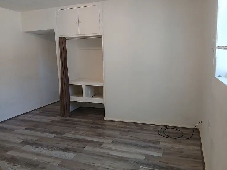 1853 Mann St #4 — Photo 11