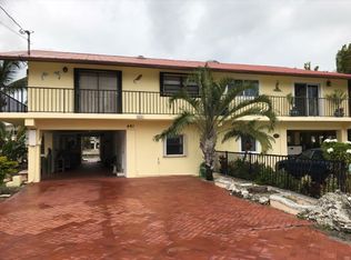 461 8th St, Key Colony Beach, FL 33051