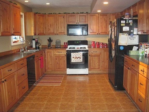 3rd image of 5350 Mills Dr