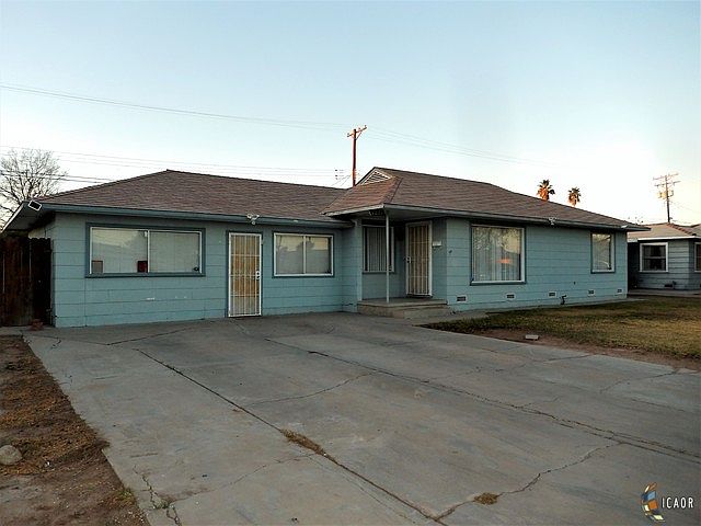 1st image of 1229 Sandalwood Dr