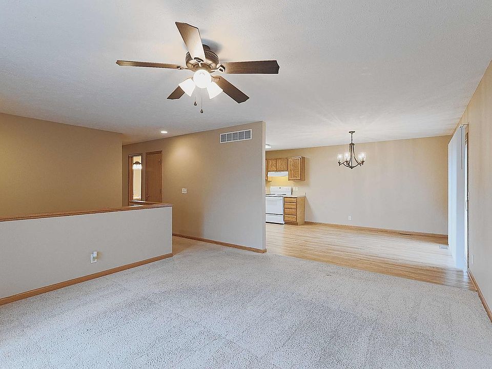 8669 Lexington Ave Lincoln NE Zillow