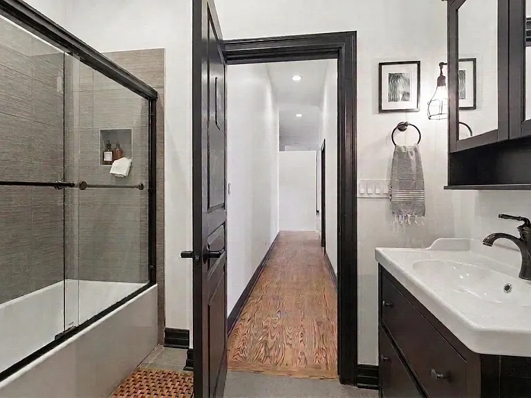 1726 S Racine Ave #2 — Photo 8