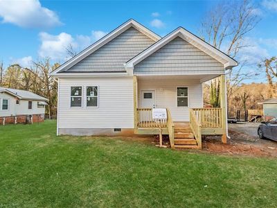 5062 Cherry St, Winston Salem, NC, 27105