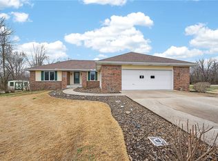 10 Dunipace Dr, Bella Vista, AR 72715