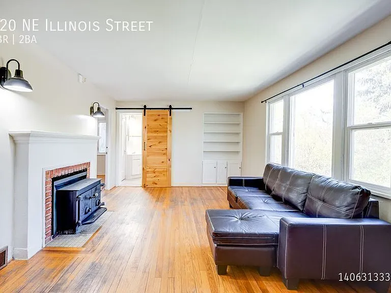 720 NE Illinois St — Photo 6