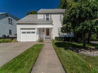 2319 Country Club Rd, Endwell, NY 13760