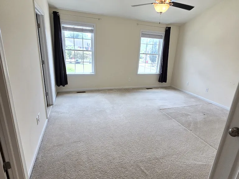 2743 Keebler Ct — Photo 8