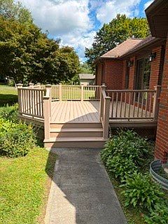 5th image of 373 Westbrook St