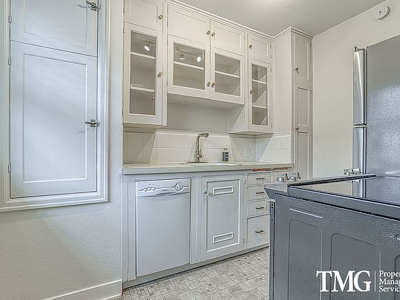 2nd image of 310 E 12th St APT B