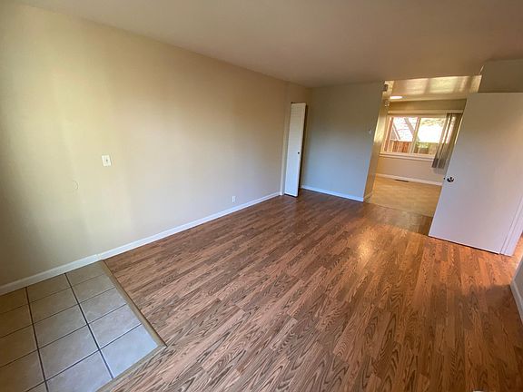 4th image of 3534 Farm Hill Blvd #6