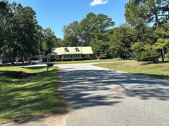4th image of 3528 Wexford Dr