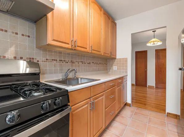 39-25 51st Street image 9 of 18