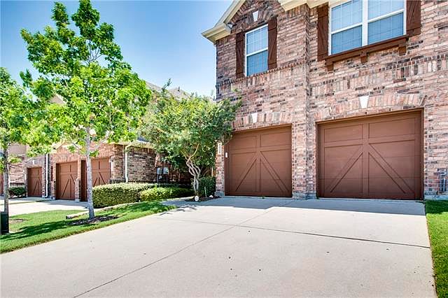 1st image of 5920 Clearwater Dr