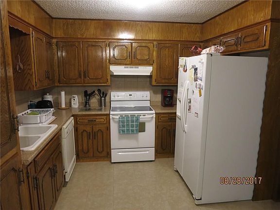 5th image of 9 Oakhurst St
