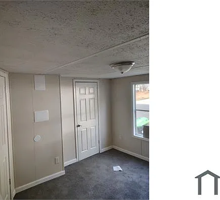 1824 Gilmore St — Photo 7