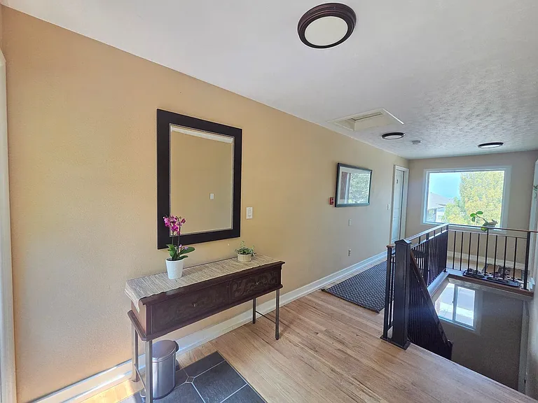 202 E Rockwood Blvd #2 — Photo 25