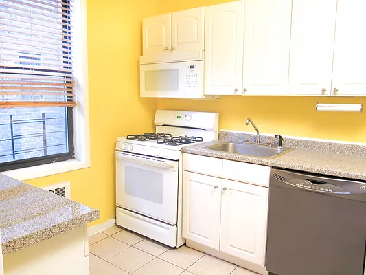 Sold by Keller Williams Realty Landmark II | media 28