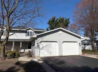 1524 Pheasant Ridge Dr, Midland, MI