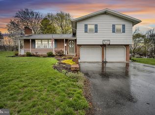 2166 New Franklin Rd W, Chambersburg, PA 17202